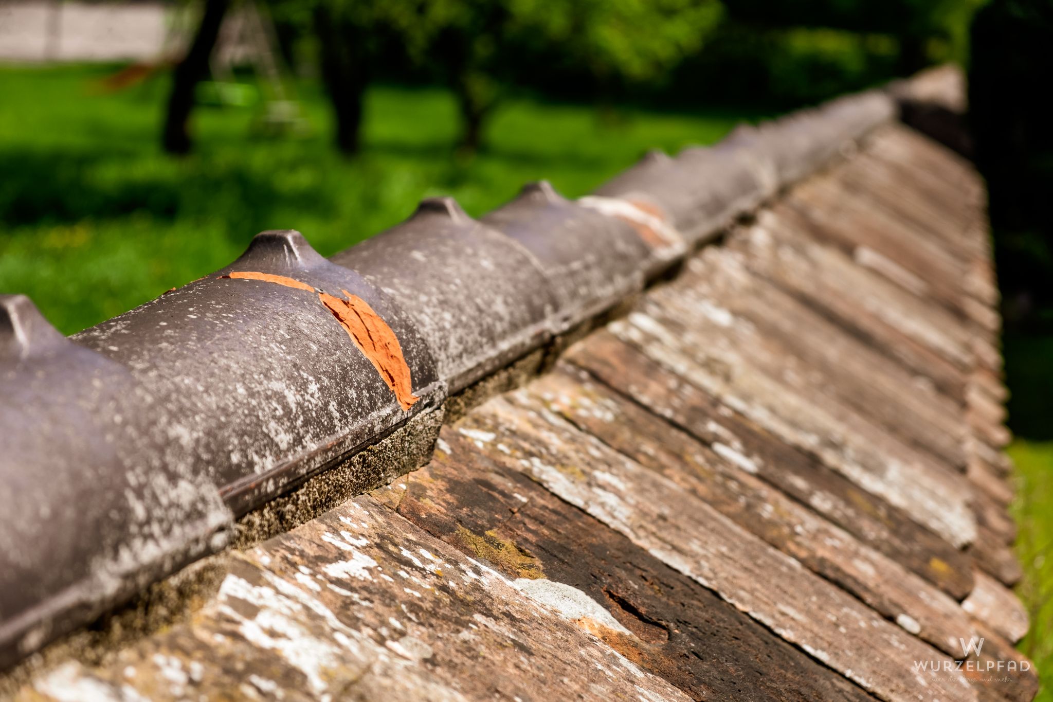 Am Friedhof in St. Leonhard im Forst